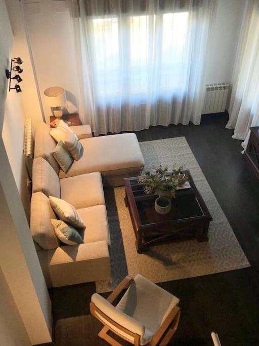 شقة Duplex De Montana En Campo De Golf Sojuela المظهر الخارجي الصورة